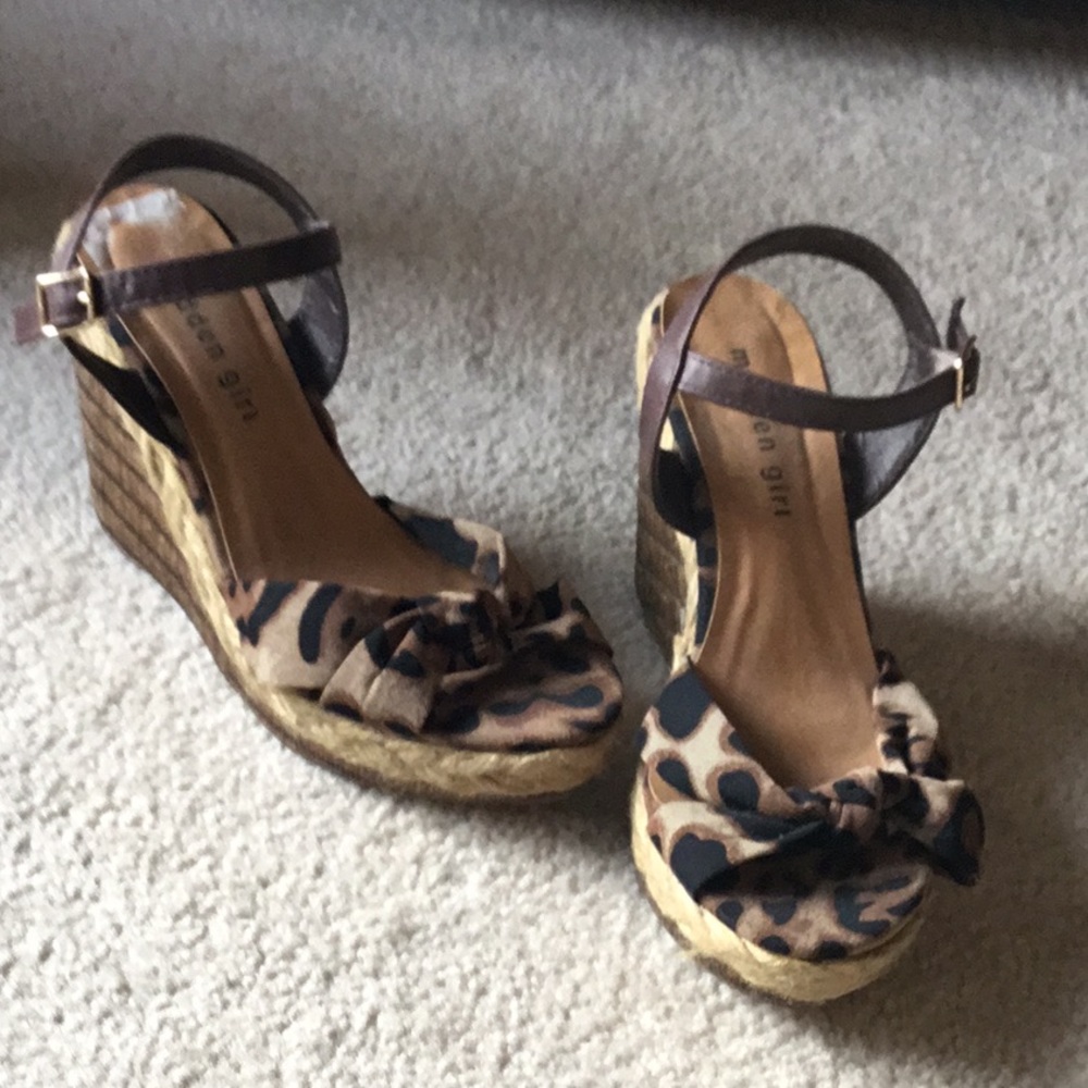 Madden Girl platform heels size 7